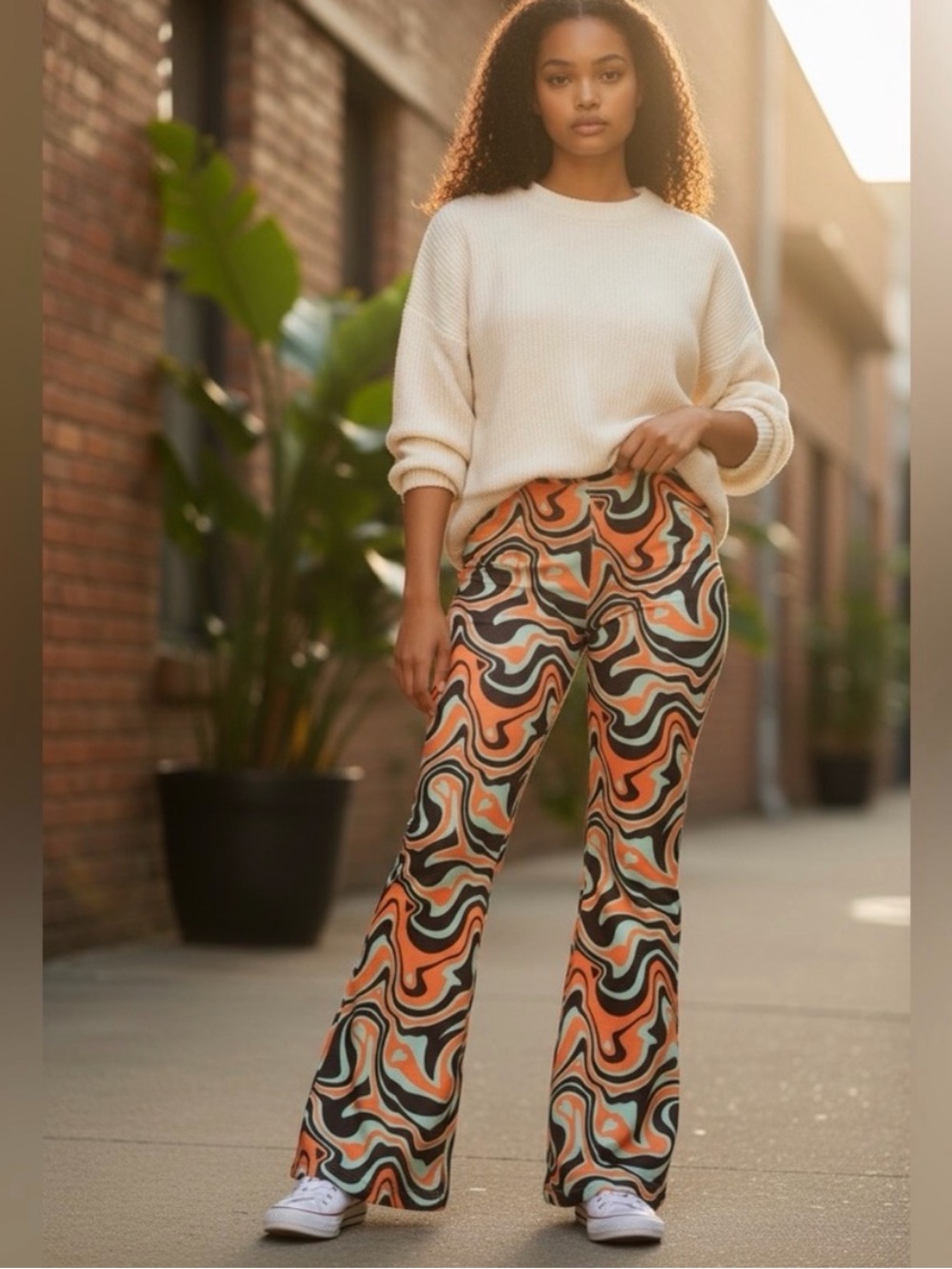 NWT DOLLS KILL NGORDER RETRO SWIRL FLARE PANTS SIZE 10